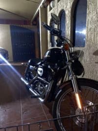 للبيع دراجة نارية هارلي ديفدسون Sportster 1200