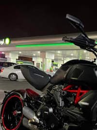 للبيع دراجة نارية دوكاتي diavel1260s
