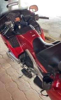 للبيع دراجة نارية هوندا gold wing