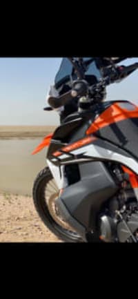 للبيع دراجة نارية كي تي ام ادفنجر 890