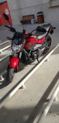 للبيع دراجة نارية هوندا nc750s