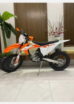 للبيع دراجة نارية KTM 450