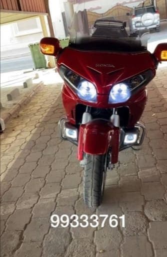 للبيع دراجة نارية هوندا gold wing